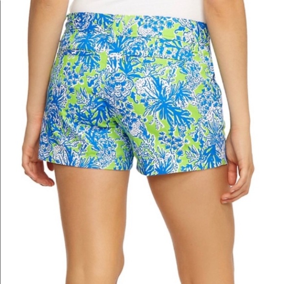 Lilly Pulitzer Pants - Lilly Pulitzer Walsh short size 4 biggest fan